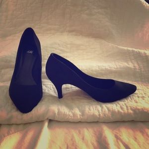 H&M Black suede heels